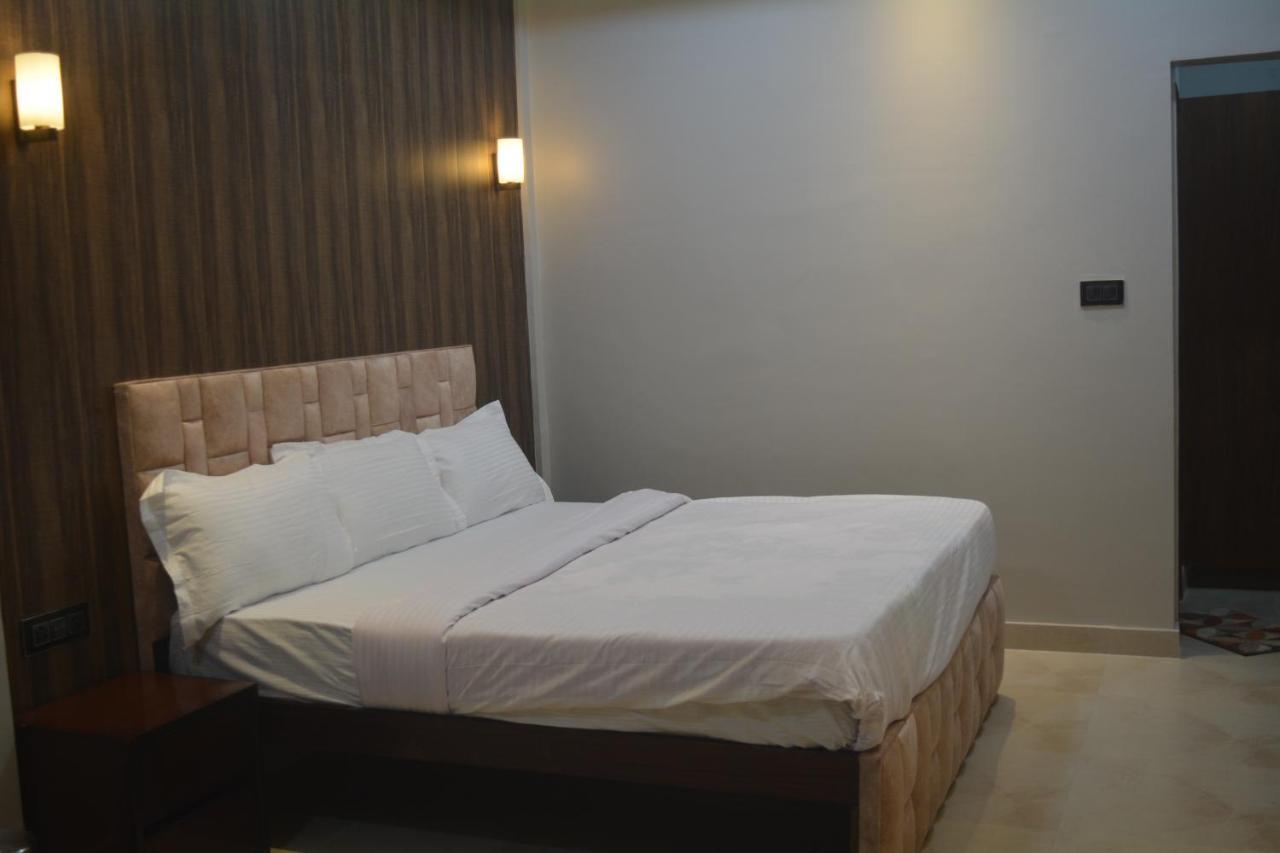 Maharaja Hotel & Banquet Darbhanga Экстерьер фото